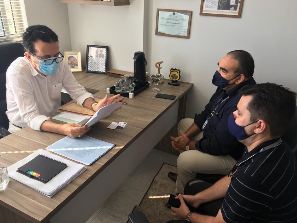 Jorge Lacerda deve ser vendida; Ministro do Turismo em SC; Novo piso salarial para enfermeiros