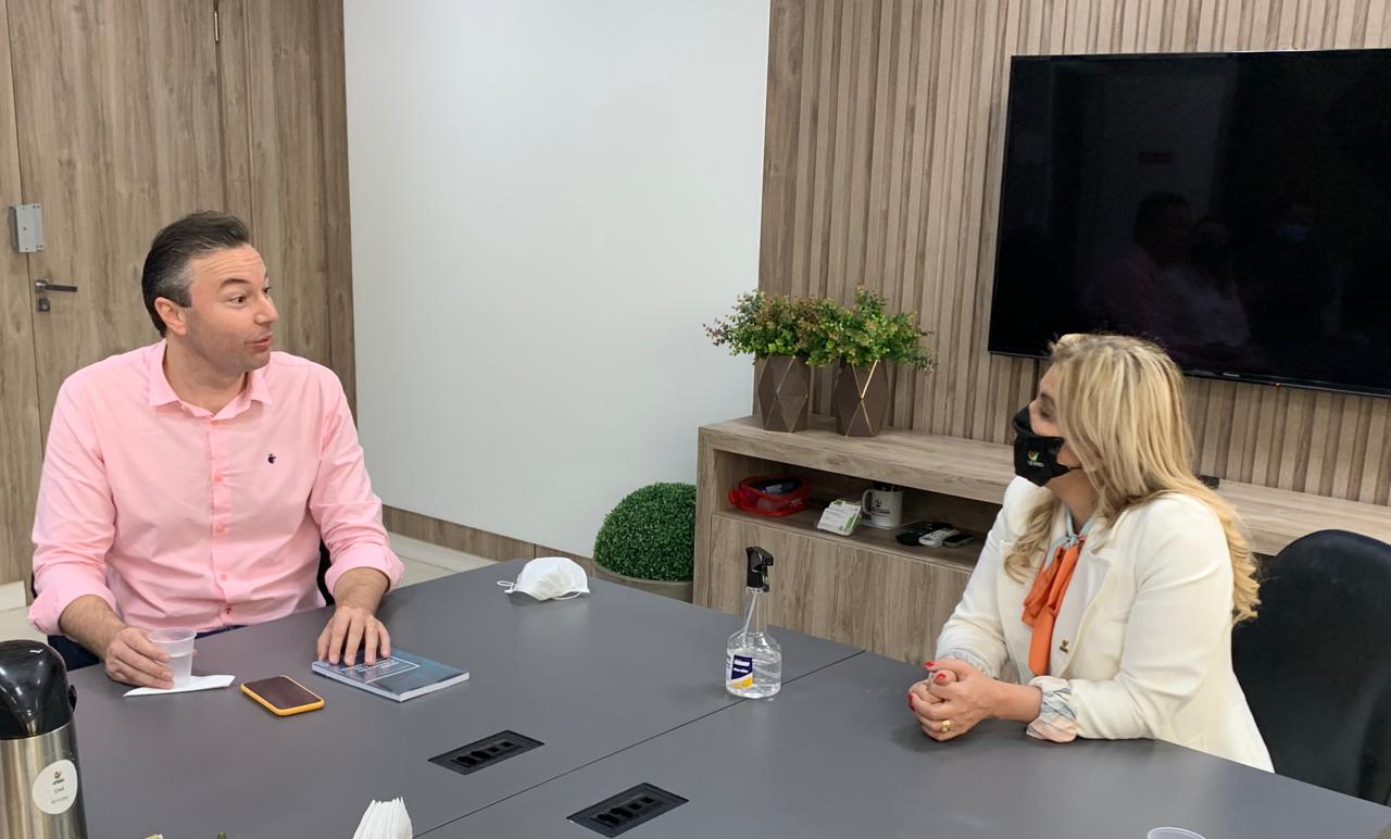 Com certeza a reitora seria convidada para meu secretariado, diz pré-candidato do PSD durante agenda em Criciúma