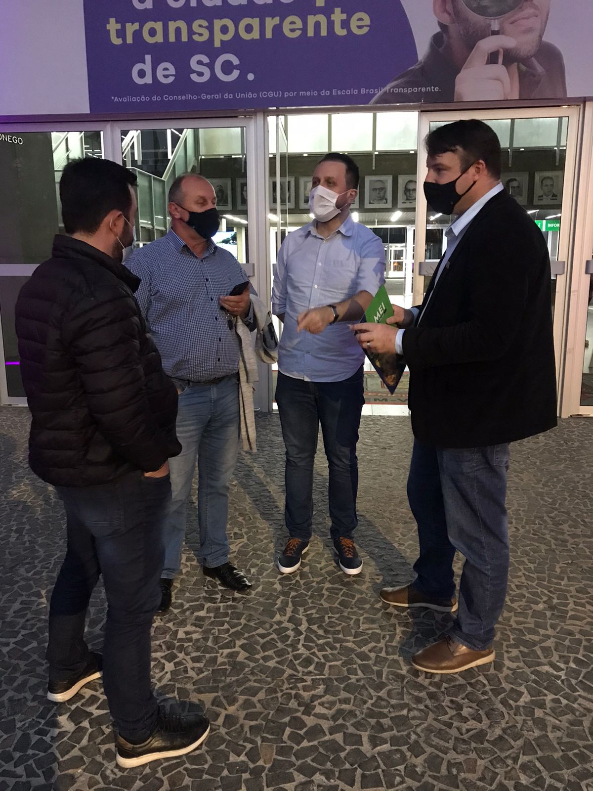 Moisés e o jantar para prefeitos do PSD; O desabafo de Kennedy Nunes; Ponticelli e Salvaro fora do cenário